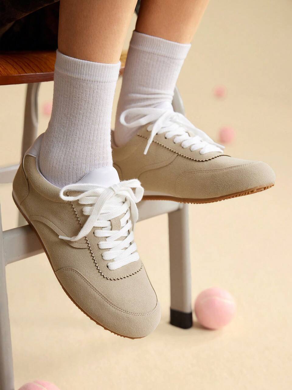 CUCCOO EASI Women's Lightweight Solid Round Toe Flat Casual Sports Shoes, Fashionable Suede-Like Khaki Sneakers For Daily Indoor & Outdoor Wear
