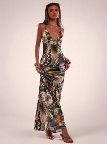 SHEIN BAE Women's Backless Hanging Neck Extra Long Dress,Olive Green,Summer,70s Retro,Party,Vacation,Full Print Butterfly Orchid Ornaments Bohemian Style - Pink - View 5