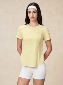 OutZeal SunProof UPF50+ 清凉防晒弧形下摆圆领T恤（女款） - 黃色 - 查看 6