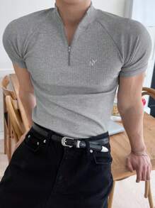 DAZY Men's Grey Letter Embroidery Raglan Sleeve Fitted T-Shirt, Summer Quarter Zip Men