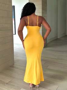 Alexandranx 性感优雅细肩带修身紫红色长款低胸蕾丝花边女式连衣裙，女士优雅露背，撞色蕾丝无袖细肩带修身长款黄色纯色吊带女式长裙，春夏，派对/夜总会服装 - 黃色 - 查看 3