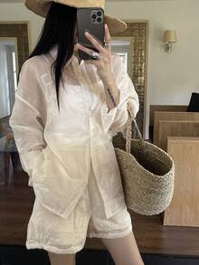 DAZY Bộ đồ nữ mùa hè thêu hoa toàn thân, chất liệu vải mỏng nhẹ, áo và quần short, 2 món, thích hợp mặc đi nghỉ mát, thư giãn. - Màu be - Xem 6