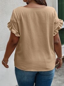 Weeklong Talla grande Blusa unicolor ribete con fruncido