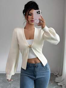 Chiquease 春秋女士时尚休闲法式金属扣 V 领下摆前开衩开衫修身针织毛衣，百搭 - 杏色 - 查看 5