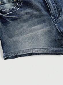 ROMWE Grunge Punk Y2K风格水钻装饰翅膀刺绣低腰短裤