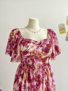 Dreamara Plusstorlek Dam Vår Alla hjärtans dag Rosa blommig chiffongklänning med fyrkantig halsringning och rynka ärmar - Multifärgad - Visa 3