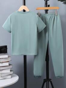 SHEIN 青少年男孩字母拼接細節圓領短袖t恤和運動長褲 - 綠色 - 查看 2