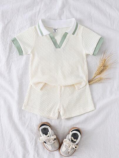 SHEIN Vintaside Kids Babyboy Summer Green Outfit, Collared Short Sleeve Top With Matching Shorts, Minimalist Style No Print, Loose Fit, Suitable For Outings, Casual Wear, And Light Sports