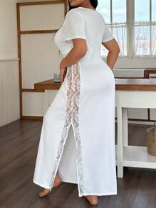 Nuisette courte sexy à manches courtes, à fente haute, en dentelle patchwork et ajourée, taille grande