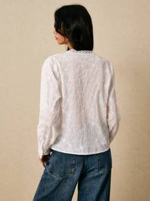 Poéselle 女式衬衫 刺绣衬衫 长袖 全白衬衫 复古波西米亚风 纽扣门襟 白色女式纯色蕾丝拼布前扣优雅长袖衬衫 秋季女装 秋季 秋冬 女装 冬季 返校 乡村音乐会 外出上衣 婚礼宾客 女装 休闲可爱 西部风 女装 办公室 女装 工作 外出 - 白色 - 查看 4