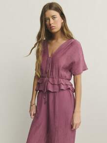 Nöista Top y pantalones holgados con cuello en V, mangas abullonadas, cintura con volantes escalonados y cordones. Casual, elegante y cómodo, perfecto para vacaciones en la playa y atuendos de aeropuerto