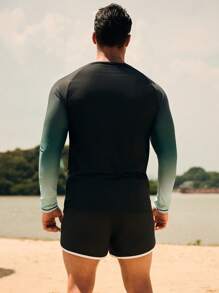 Manfinity VDAYZ Men Ombre Long Sleeve Rashguard, UV Protection Swimwear