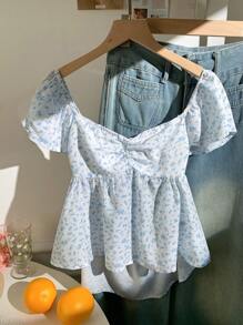 SHEIN EZwear Blusa casual da donna con scollo a cuore, arricciatura sul busto e motivo floreale ditsy