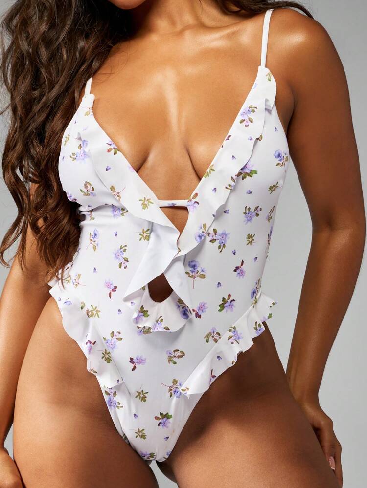 MISSGUIDED Ruffled Floral One Piece
