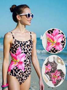 SHEIN 1pc Girls' Bowknot Pattern One-Piece Swimsuit With Black Trim Triangle Sarong - Multicolor - View 3