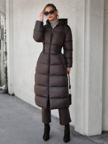 CLARA VERO Cappotto imbottito lungo per l'inverno, con design in vita con cintura, riempimento in piumino, tessuto idrorepellente, chiusura frontale con chiusura lampo, design con cappuccio, motivo trapuntato, collezione invernale, tasche laterali con chiusura lampo, capo essenziale per l'inverno, silhouette moderna, realizzazione di qualità premium, indossabile quotidianamente, materiale resistente alle intemperie, stile invernale urbano, vestibilità comoda