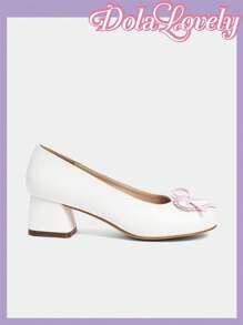 Dola Lovely Damen Schleifchen Mary Jane Schuhe, Pumps mit rundem Zehenbereich, Schnallenriemen und dickem Absatz, modische vielseitige weiße Schuhe