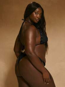 MUSERA 加挂脖孔眼螺纹细节三角形比基尼上衣仅限波西米亚风夏季度假游泳假日夏季海滩性感可爱优雅 - 黑色 - 查看 4