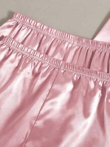 SHEIN 3件套心形刺绣仿丝短袖上衣和短裤睡衣套装 - 粉色 - 查看 4