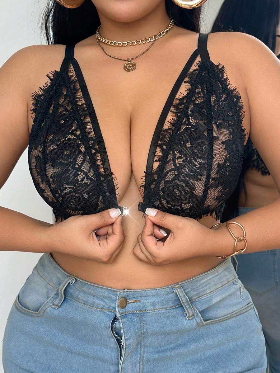 Plus Size Lace Patchwork Sheer Three-Cup Criss-Cross Retro Romantic Front Closure Bra - Black - View 1