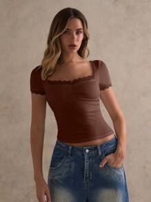 Glamine Damen modisches weißes gestricktes Kurzarm T-Shirt, Quadratausschnitt mit Spitzenbesatz, Lässig Sommer