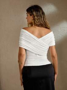 Flirla Tricou de damă Plus Size, cu mânecă scurtă, model jacquard, cu imprimeu floral și decolteu în V, cu umeri goi - alb - Vizualizare 2