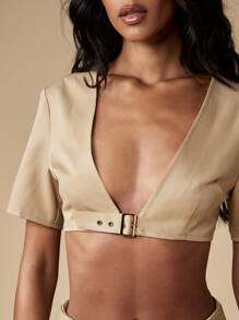 MISSGUIDED Buckle Front Cropped Blazer Short Sleeve Business Casual Summer Spring Fashion Tailored Modern Workwear - Khaki - View 6