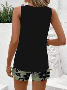 SHEIN LUNE 2 件套女士休闲花卉图案圆领背心和短裤套装，适合夏季