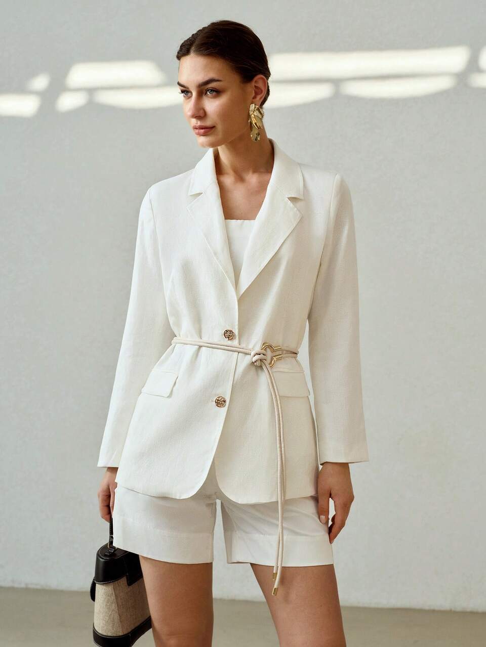 LINEN BELTED BLAZER