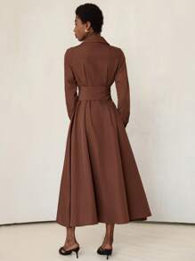Aveloria Modichic 法式高腰修身夸张纽扣长袖超长衬衫裙女 - 咖啡棕 - 查看 2