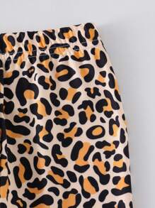 Genkimix Kids Baby Girls Cute Bowknot Print White Crew Neck Short Sleeve Top Paired With Comfortable Leopard Casual Pants, T-Shirt Set, Spring/Summer Baby Girl Leopard Outfit Leopard Print Baby Clothes Baby Girl Cheetah Outfit Newborn Baby Girl Outfit Baby Girl Animal Print Outfit