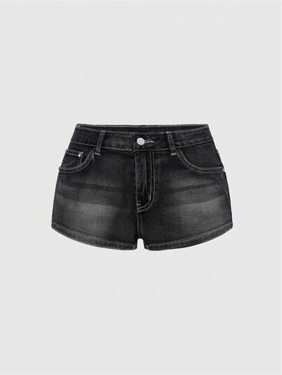 Our ROMWE Avant Spring/Summer Women's Y2K Retro Wing Skull