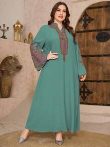 Al Najma Plus Size Embroidered Notched Neck Arabic Style Dress For Women, Plus Size Kaftan & Jalabiya,Modest - Green - View 3