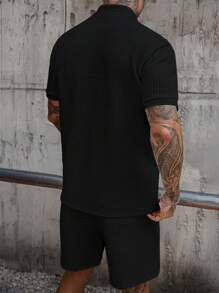 Manfinity CasualCool Men's Summer Casual Solid Color Textured Fabric Half Zip Short Sleeve Polo Shirt & Shorts Set - Black - View 2