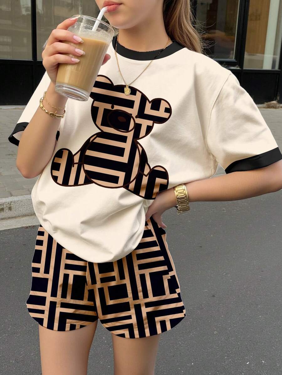 SHEIN Leap Crew 青少年女孩休闲简约甜美熊和几何印花短袖上衣和短裤两件套,适合夏季 - 彩色 - 查看 1