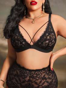 PinupPomp Plus Size Romantic French Lace Patchwork Sheer Cross Strap Underwire Push Up Bra, Lift - Black - View 3