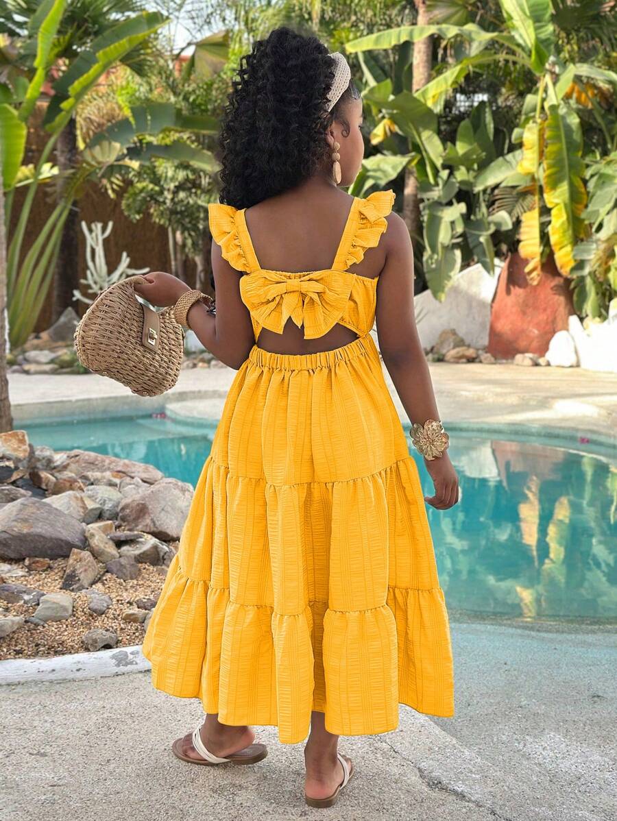 SHEIN 女孩节日荷叶边无袖 A 字形编织纯色连衣裙，带 3D 蝴蝶结，姐妹风格