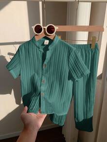 SHEIN 2-Pack Young Boys Boys Casual Sports College Vacation With Textured Fabric Stand-Up Collar Shirt And Trousers Suitable For Kids Outfits Young Boy Clothes Back To School Boys Set Suitable For Birthday Parties, Evening Parties, Performances, Weddings, Baptisms, Opening Ceremonies Daily Suitable For Daily Use Suitable For School Suitable For Travel Suitable For Sports Suitable For Spring And Summer Seasons - Dark Green - View 6