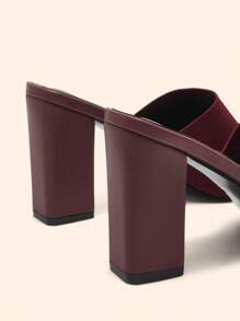 CUCCOO BASICS 休闲时尚百搭简约优雅纯色粗跟女式凉鞋 - 酒紅色 - 查看 5