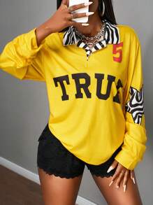 Slaydiva 2025新款夏季休闲街头运动风复古学院POLO领翻领半开襟落肩长款斑马领TRUE英文印花5号斑马星图案姜黄色印花女T恤 - 芥末黃 - 查看 1