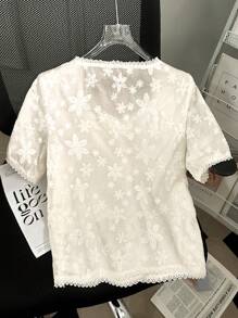 INAWLY Women Floral Embroidery Single-Breasted Short Sleeve Casual Blouse - White - View 2