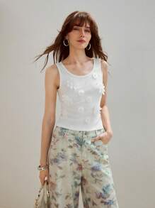MOTF PREMIUM STEREO FLOWER AND FAUX PEARL DETAIL RIB-KNIT SLIM FIT TANK TOP - White - View 4