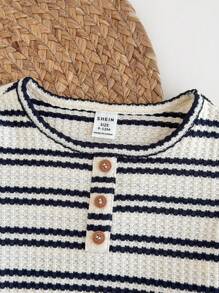 SHEIN Baby Mädchen Sommer Lässig Gestreiftes T-Shirt und Shorts Set