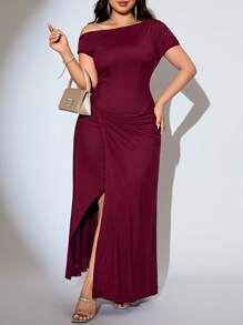 Modelyn 加大码纯色扭纹前开衩至大腿优雅短袖连衣裙 - 酒紅色 - 查看 3