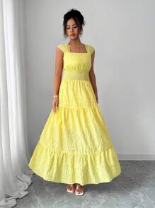 Elenzga A Summer Dress That Exudes An Elegant And Vacation-Like Charm And Makes One Look Slimmer