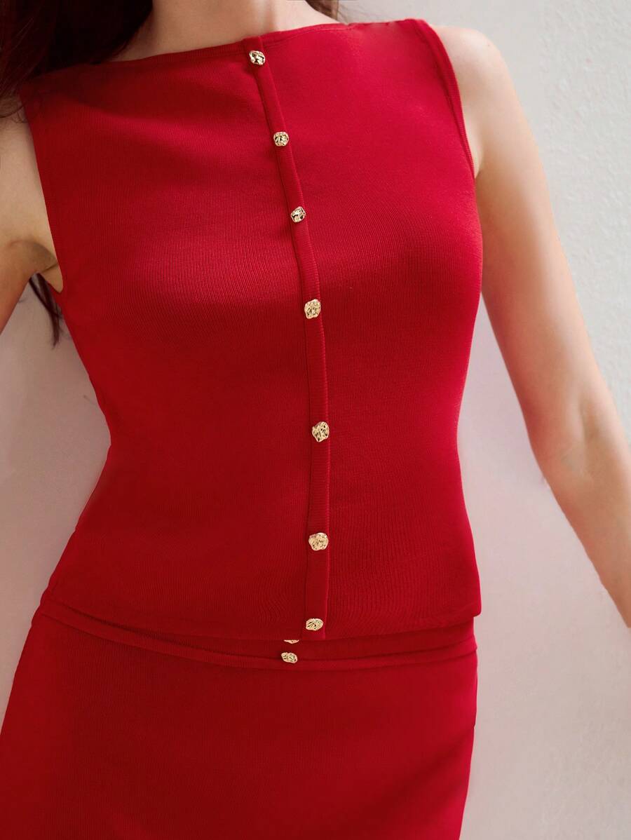 MOTF PREMIUM 纯金属细节修身无袖针织上衣和裙子毛衣套装 - 紅色 - 查看 2