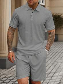 Manfinity Homme Męski jednolity kolor, teksturowany zestaw polo z krótkim rękawem i szortami, swobodny, swobodny dwuczęściowy zestaw męski Zestawy męskie dwuczęściowe Zestawy męskie 2-częściowe Zestawy męskie 2-częściowe Zestawy męskie dwuczęściowe Zestaw polo męski dwuczęściowy Zestawy męskie dwuczęściowe Stroje codzienne męski zestaw top i dół na co dzień męski dwuczęściowy zestaw krótkich spodenek męski dwuczęściowy zestaw letni męski zestaw dzianinowy męski zestaw co-order męski zestaw letni męski zestaw casualowy dwuczęściowy zestaw męski męski zestaw prążkowany