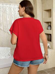 SHEIN LUNE 大码女式纯色圆领蝙蝠袖短袖扭纹下摆T恤，夏季 - 紅色 - 查看 2