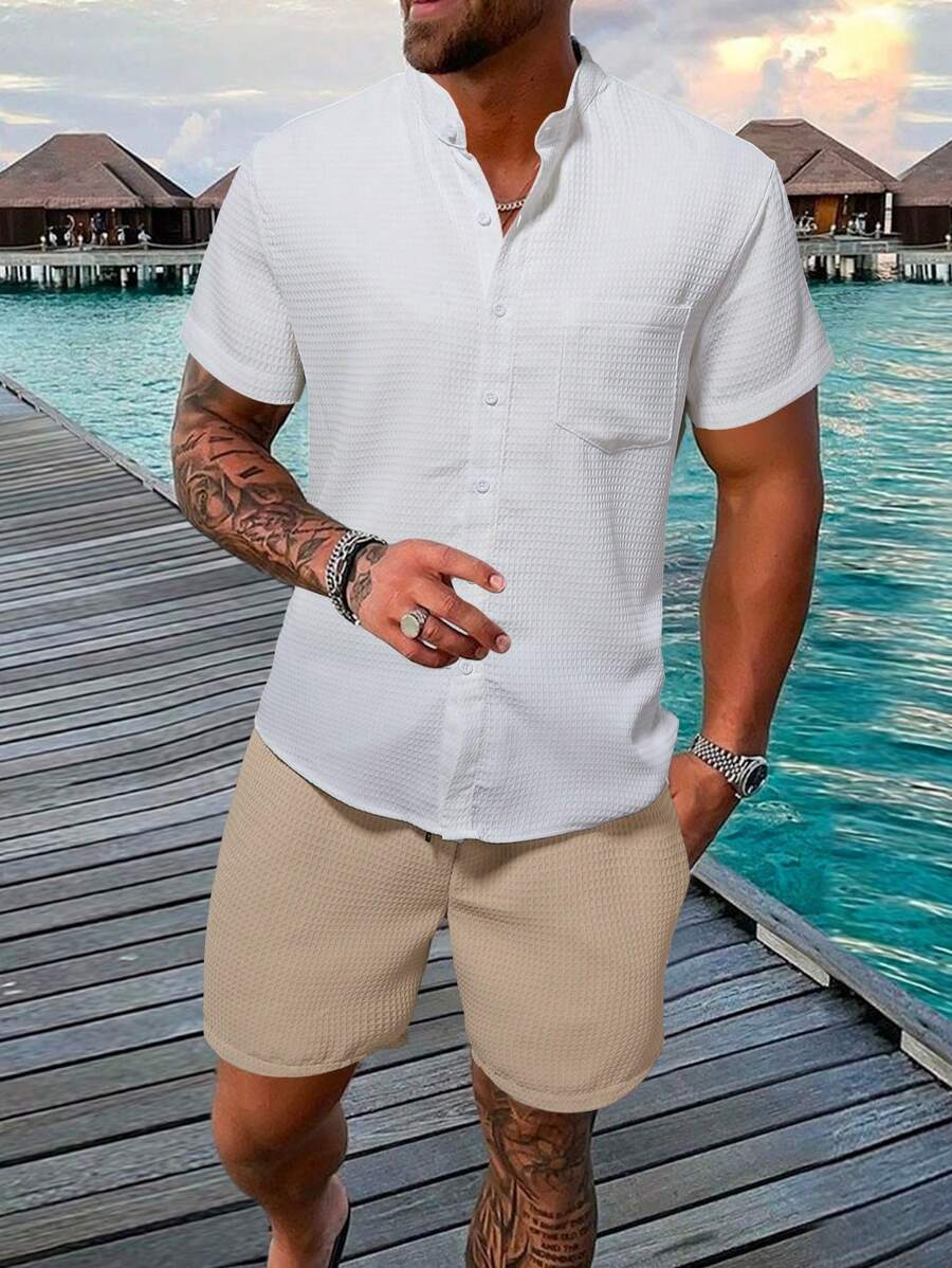 Manfinity RSRT Set de 2 piezas de camisa y pantalones cortos casuales para hombre, de verano