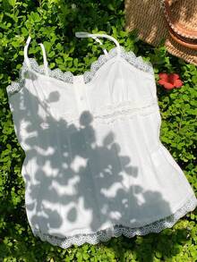 Comfortcana Áo hai dây thiết kế nút ren tương phản thời trang cho nữ - trắng - Xem 6